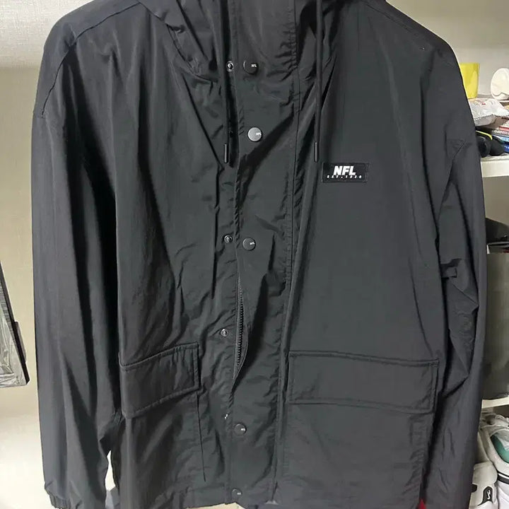 [SOLD OUT] NFL 블랙 바람막이 점퍼