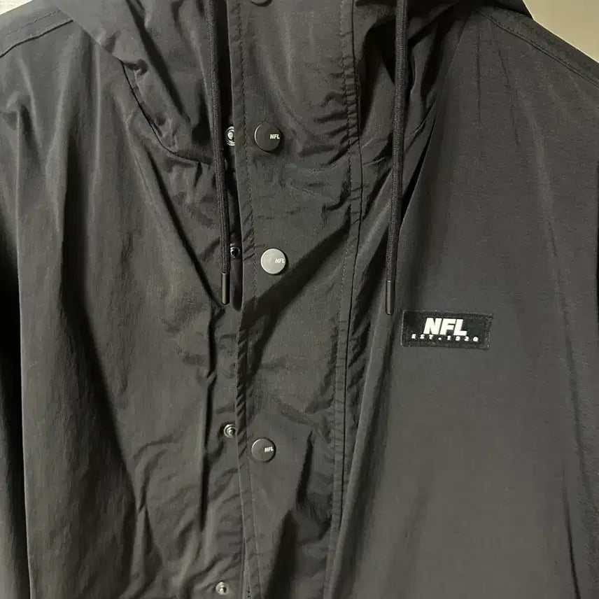 [SOLD OUT] NFL 블랙 바람막이 점퍼