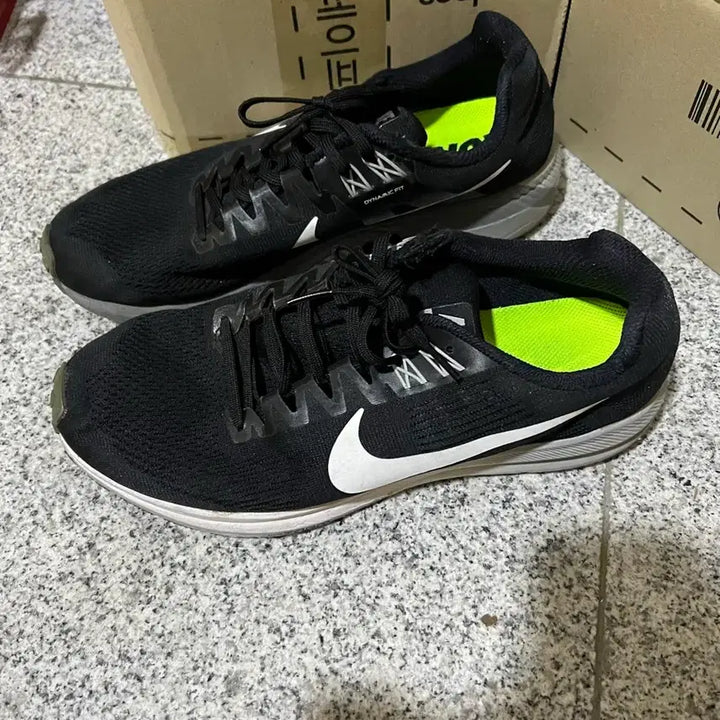 [BUNJANG] Nike Running Shoes / 나이키 런닝화