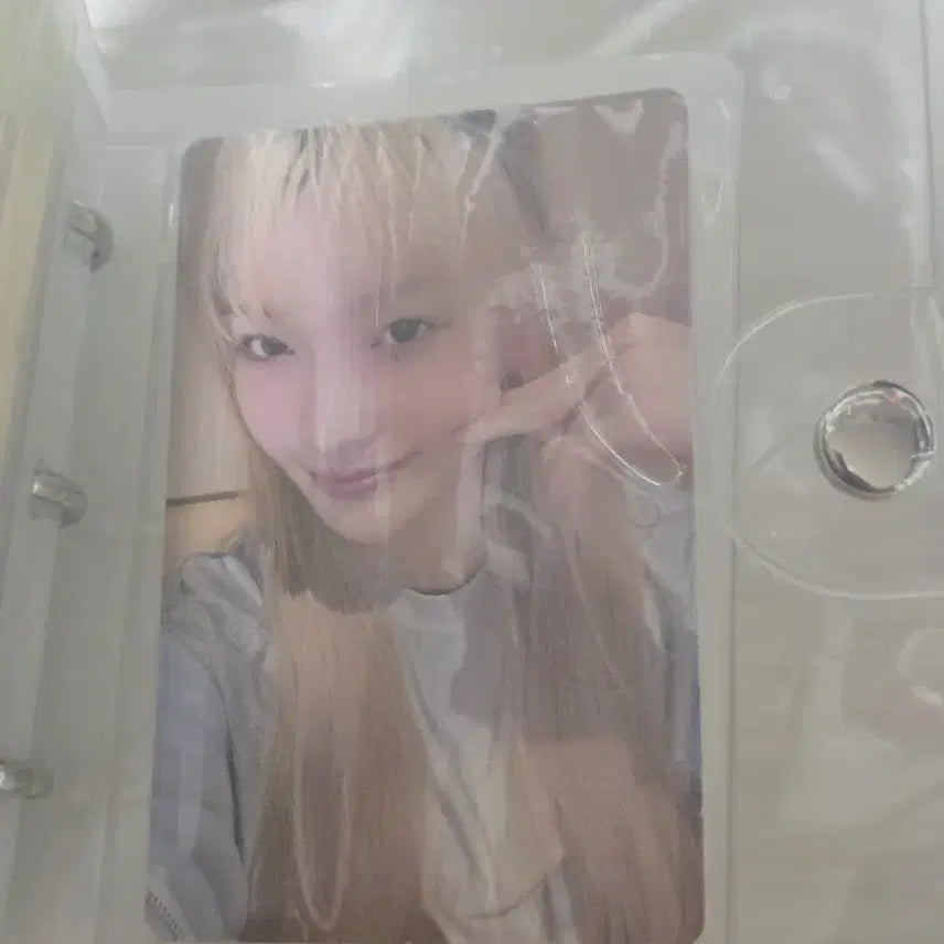 [BUNJANG] ILLIT Fanclub Membership Kit Binder / ILLIT 팬클럽 멤버십 키트 바인더