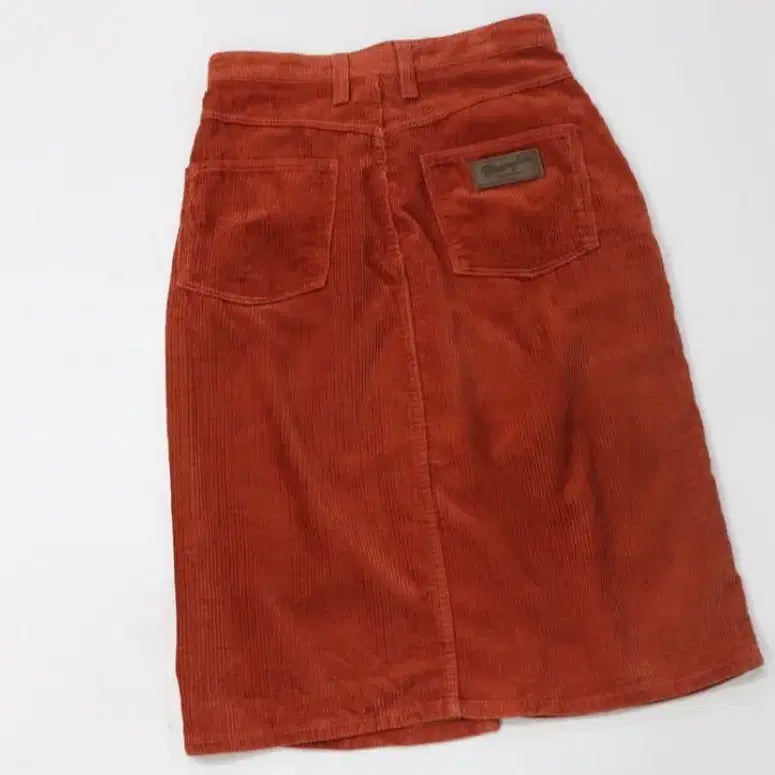 [BUNJANG] Chocol Wrangler Corduroy Midi Skirt / 초콜 x 랭글러 코듀로이 스커트