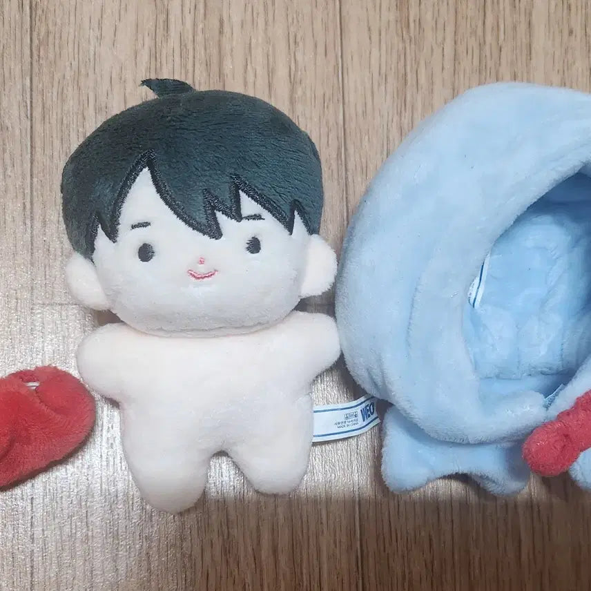 [BUNJANG] Kim Dokja 10cm SoM Doll / 전독시 굿즈 김컴횟집 10cm 김독자 솜인형 판매합니다