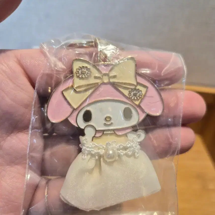 [BUNJANG] My Melody Yellow Dress Keychain / 마멜 생일시리즈 노랑드레스키링
