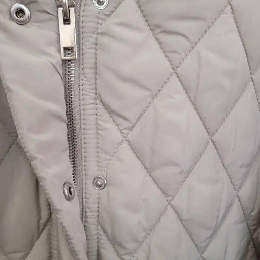 [BUNJANG] Zara Beige Quilted Bomber Jacket S Size / 자라 베이지 퀼팅 봄버 자켓 S사이즈 55~77
