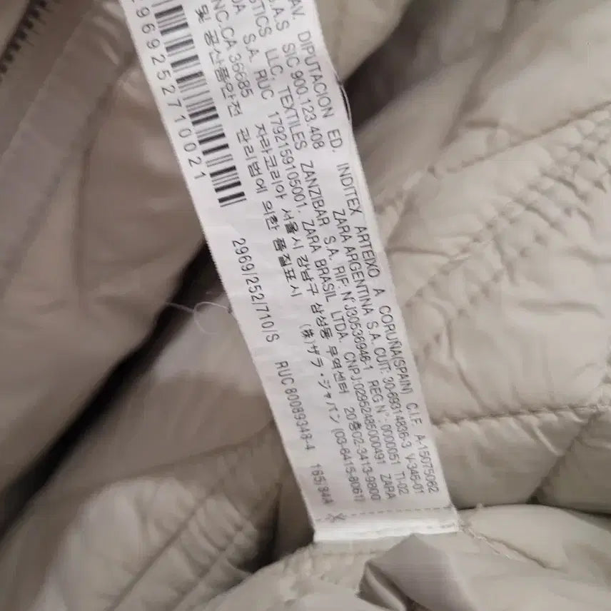 [BUNJANG] Zara Beige Quilted Bomber Jacket S Size / 자라 베이지 퀼팅 봄버 자켓 S사이즈 55~77