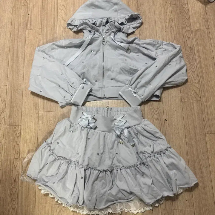 [BUNJANG] Crop Hoodie Set / 레이스 프릴 하트 장식 크롭 후드집업 셋업(양산형 로리타 마즈 리즈리사)