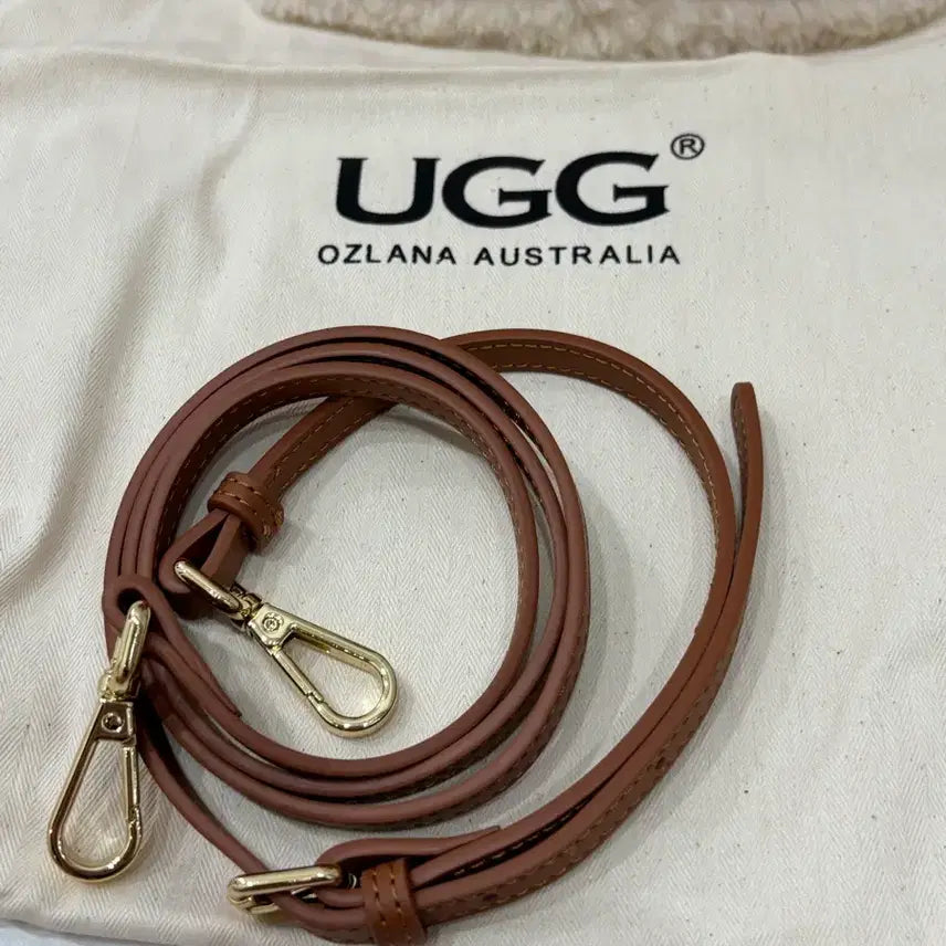 [BUNJANG] UGG Suede Fur Tote Bag / 호주 UGG 스웨이드 퍼 토트백 새상품