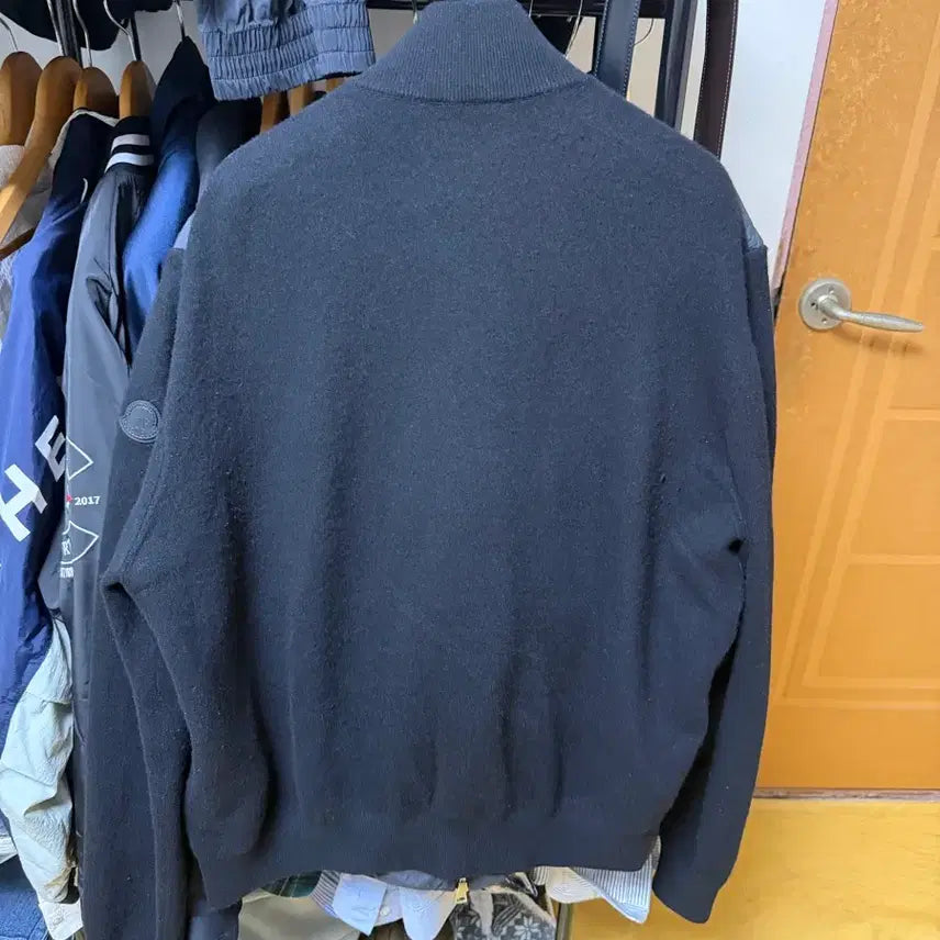 [BUNJANG] Moncler Knit Padded Jacket / 몽클레어 니트패딩