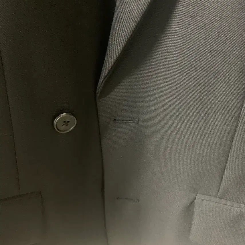 [SOLD OUT] 무탠다드 유아인콜라보 울 블렌드 빅 대디 베리어블 블레이저 블랙색상 m