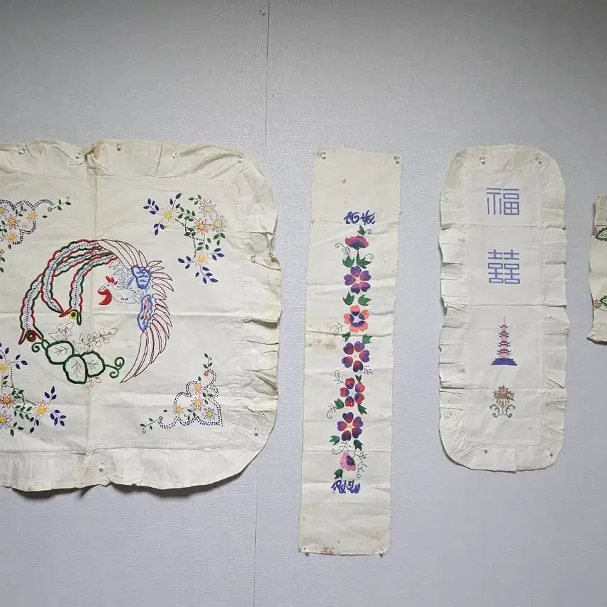 [BUNJANG] Vintage Tablecloth Ironing Board Pillowcase Hanger / 옛날 손수 식탁보 다리미판 베개보 양복걸이등 봉황문 길상문 상보