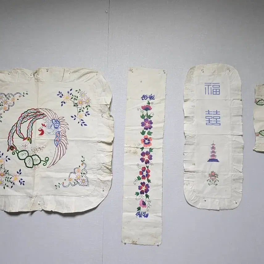 [BUNJANG] Vintage Tablecloth Ironing Board Pillowcase Hanger / 옛날 손수 식탁보 다리미판 베개보 양복걸이등 봉황문 길상문 상보