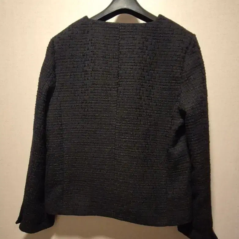 [BUNJANG] Black Tweed Jacket / 도톰한 블랙 트위드 자켓 66