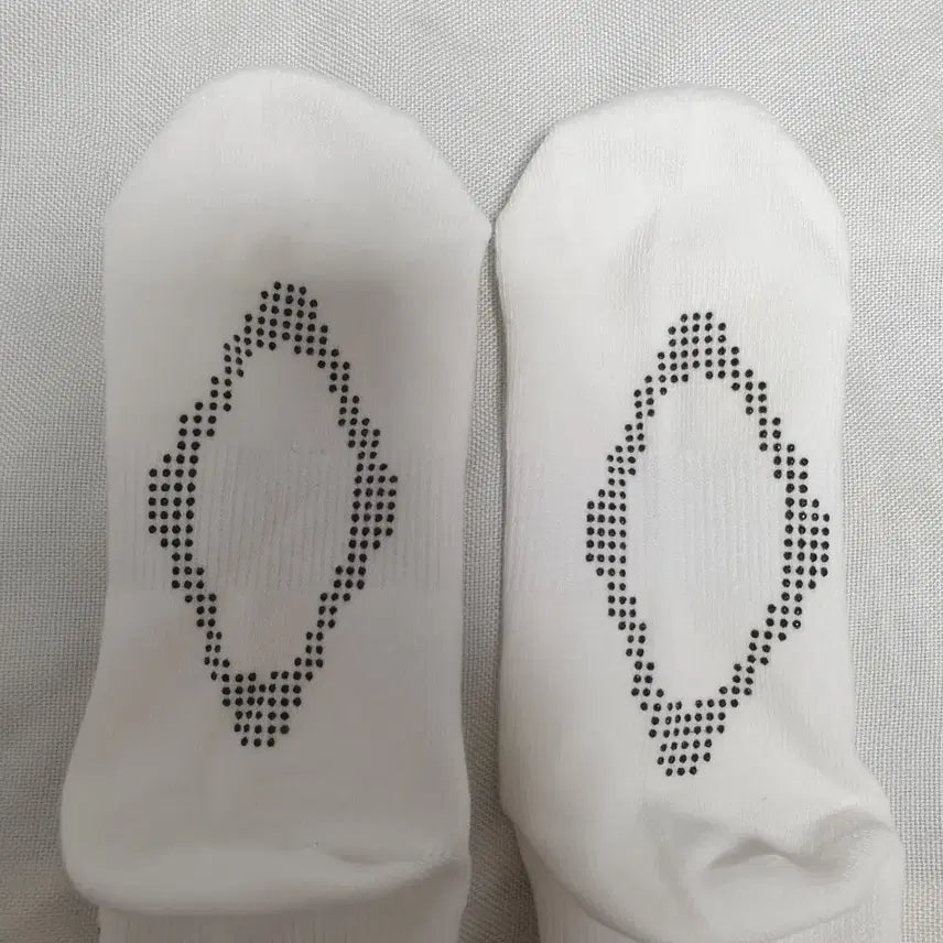 [BUNJANG] Mischief Socks / 미스치프 양말