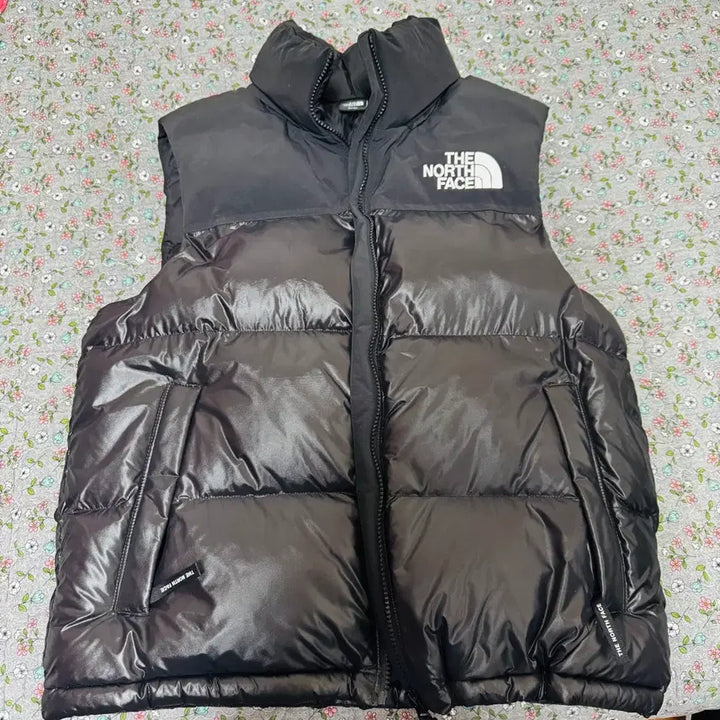 [BUNJANG] North Face Nuptse On Ball Vest Real Black M / 노스페이스 눕시 온 볼 베스트 리얼 블랙 m