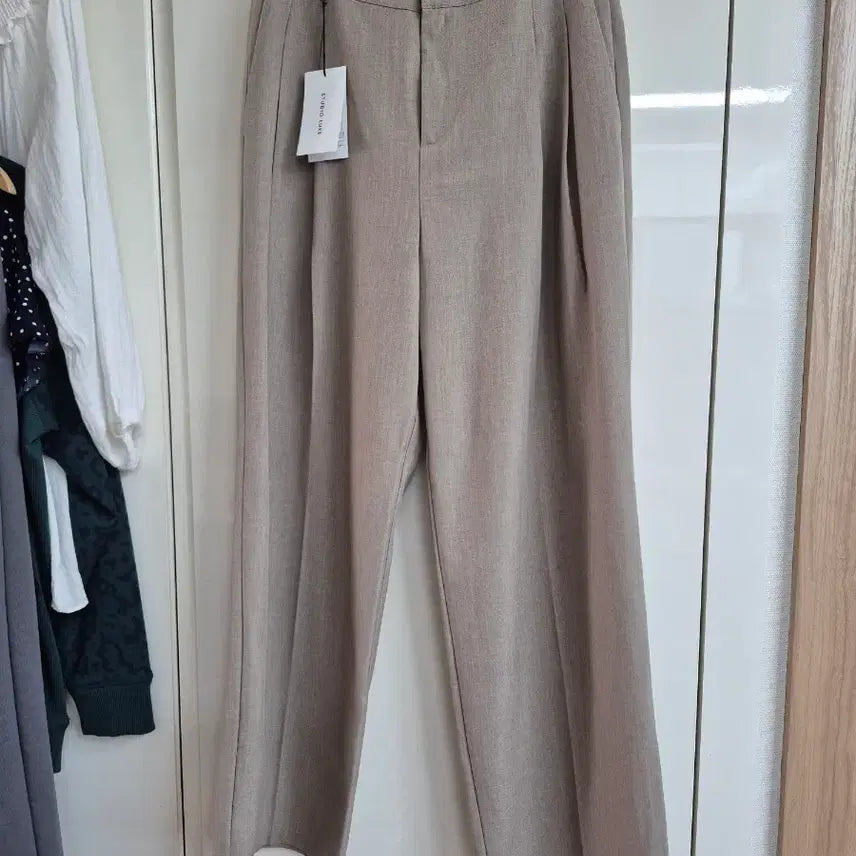 [BUNJANG] Wide Slacks Beige Pants / 와이드 슬랙스 베이지