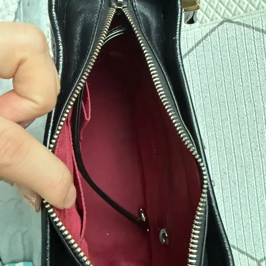 [BUNJANG] Gabrielle Hobo Bag Black Quilted Chain / 샤넬 가브리엘 호보백 블랙 퀼팅 체인