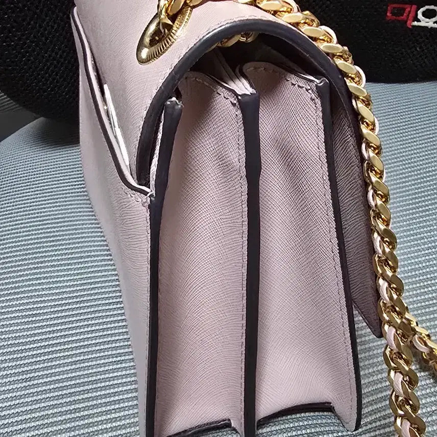 [BUNJANG] Lovecat Charmant Crossbody Bag / 러브캣 샤르망백