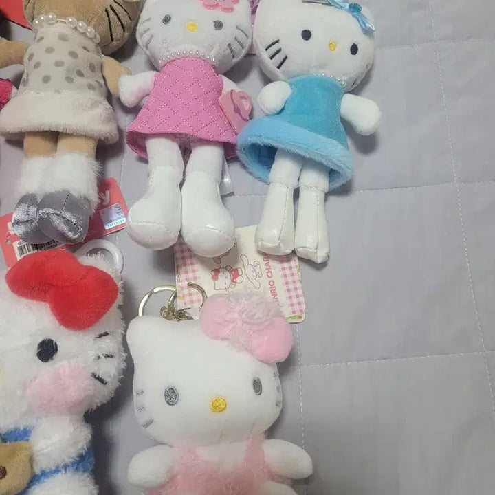 [BUNJANG] Sanrio Hello Kitty Long Legs Kitty Keyring Bundle Set / 산리오 헬로키티 롱다리키티 인형 키링 일괄 판매합니다