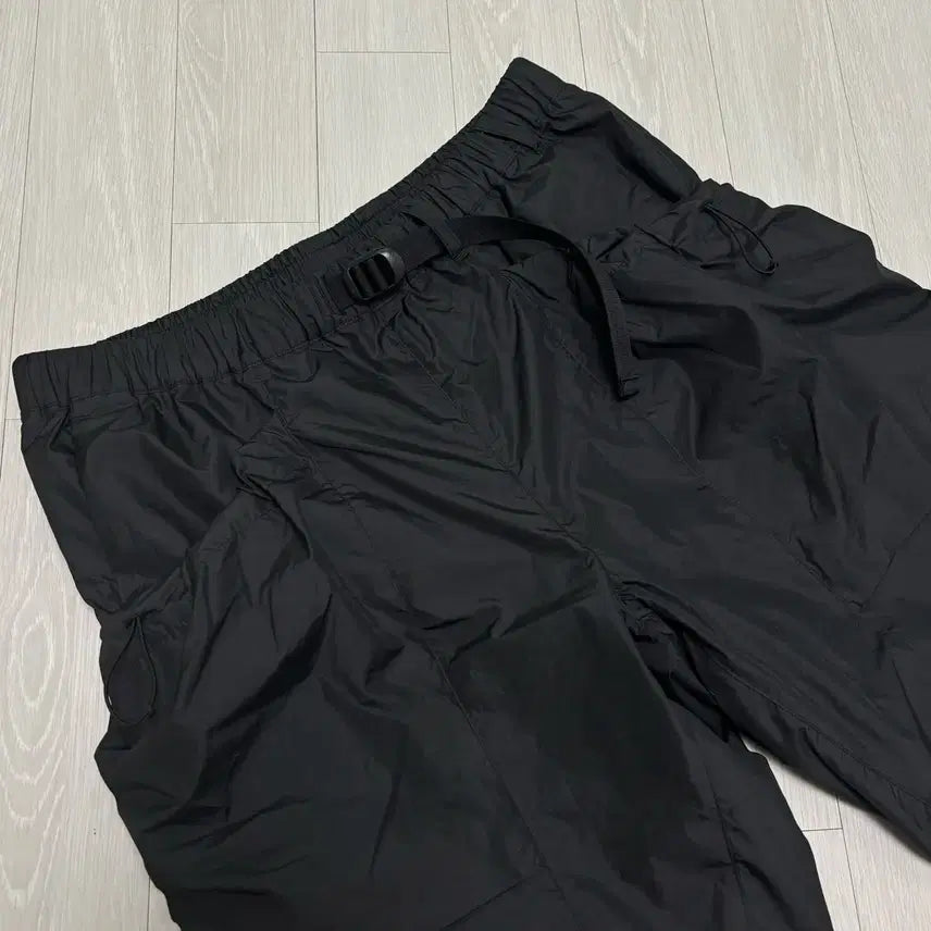 [BUNJANG] Goldwin Ripstop Shorts Black / 골드윈 립스탑 쇼츠 블랙