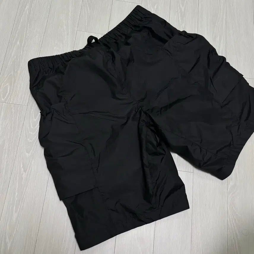 [BUNJANG] Goldwin Ripstop Shorts Black / 골드윈 립스탑 쇼츠 블랙