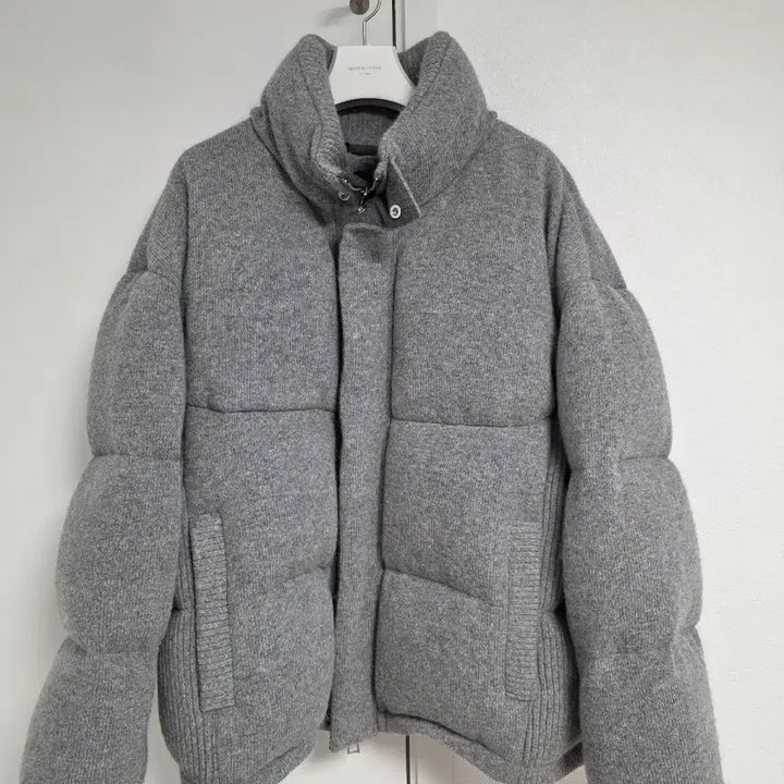 [BUNJANG] Song Zio Bae Jung-nam Alpaca Padding / 송지오 배정남 알파카 패딩 50