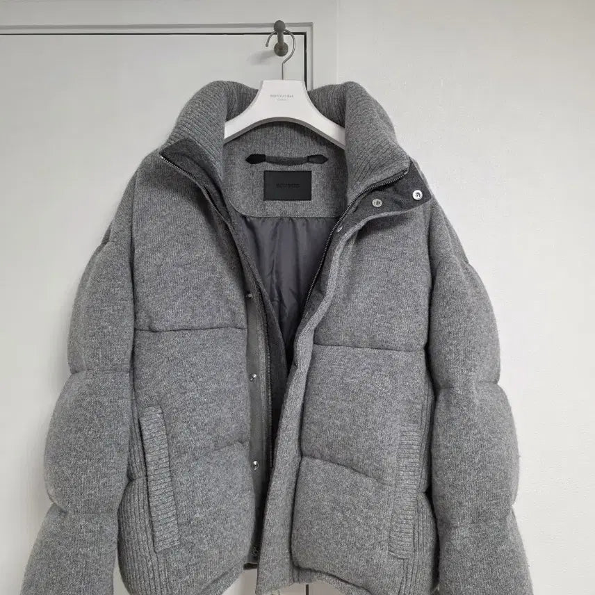 [BUNJANG] Song Zio Bae Jung-nam Alpaca Padding / 송지오 배정남 알파카 패딩 50