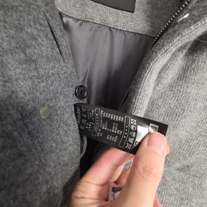 [BUNJANG] Song Zio Bae Jung-nam Alpaca Padding / 송지오 배정남 알파카 패딩 50