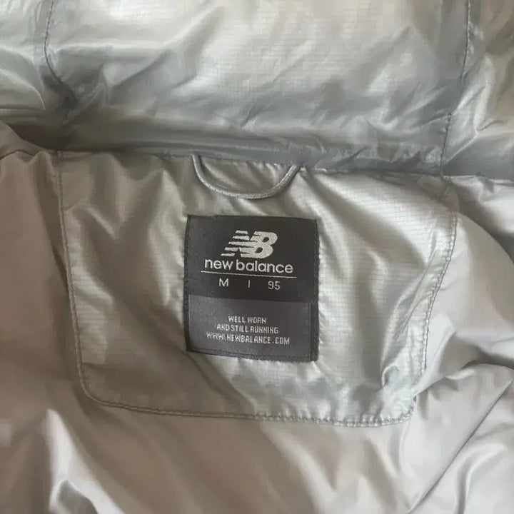 [BUNJANG] New Balance Lightweight Padded Jacket / 뉴발란스 경량패딩