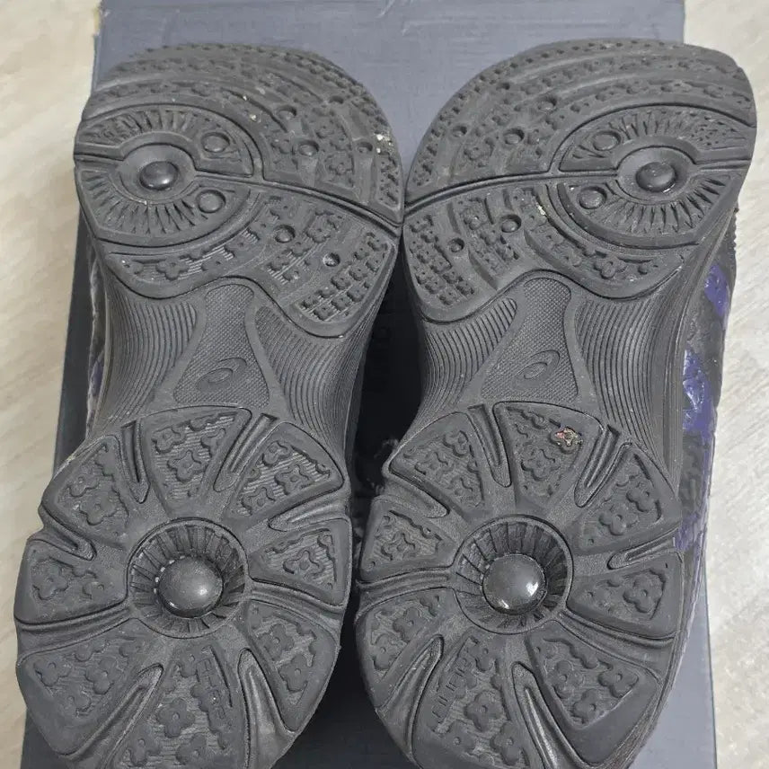 [BUNJANG] Asics Gel-Kayano 3 Black Sneakers / 아식스 젤키릴3 285