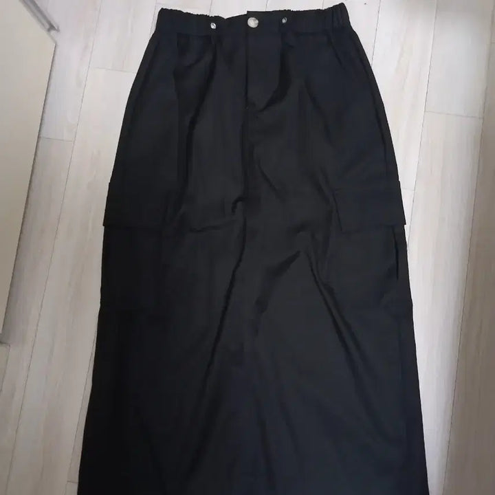 [BUNJANG] Black Cargo Spring Skirt / 여성 블랙 카고 봄스커트 새옷