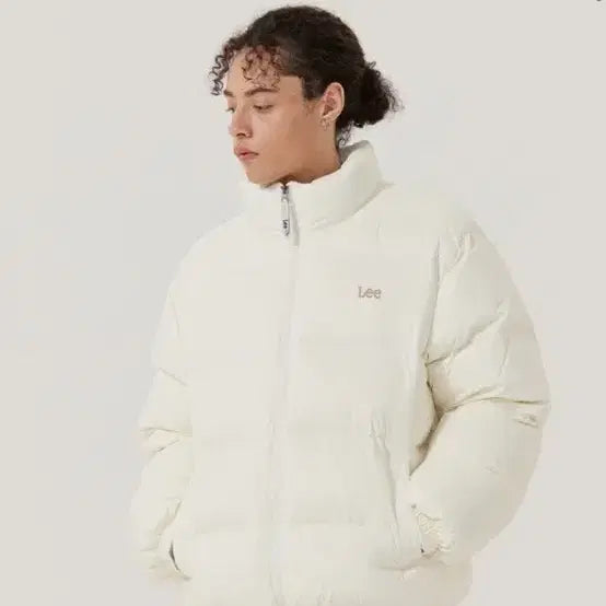 [BUNJANG] Lee Essential Down Ivory S Short Padded Jacket / (드라이클리닝 완료) 남녀공용 신상 Lee 패딩 에센셜 다운 아이보리 S