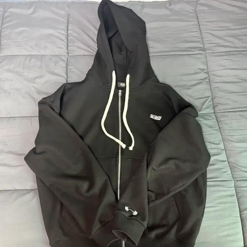 [BUNJANG] RBW 2023 Hoodie (Black) / RBW 23년도 후드집업 (블랙)