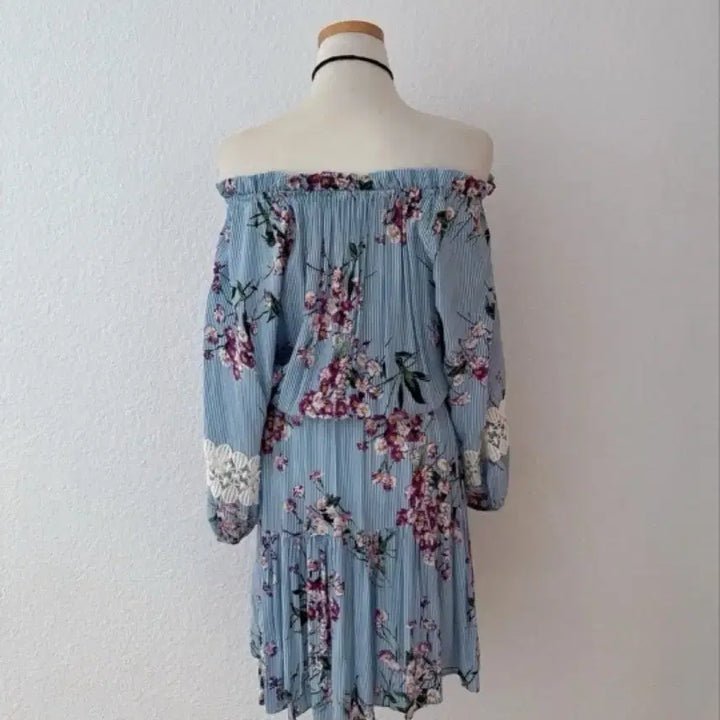 [BUNJANG] On&amp;On Floral Off-Shoulder Dress / 온앤온 플라워 오프숄더 원피스 휴양지 원피스