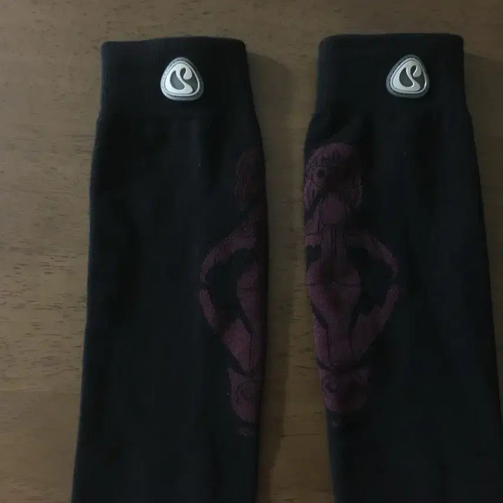 [BUNJANG] Koiseiyo Suu Knee Socks / 코이세이오 suu 니삭스