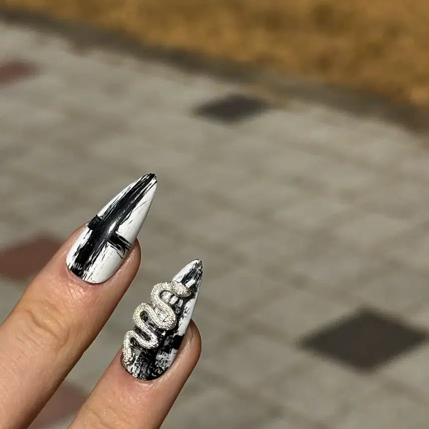[BUNJANG] Handmade Black Snake Nail Art Set / 수제네일팁 블랙 뱀 힙 네일아트 마블