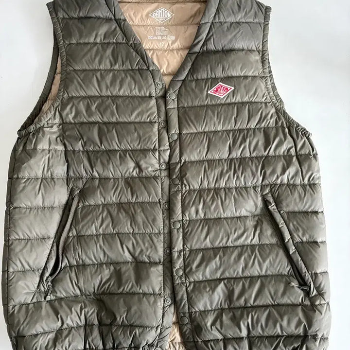 [BUNJANG] Dan ton Lightweight Vest Padding / (남성) 단톤 경량 조끼 패딩
