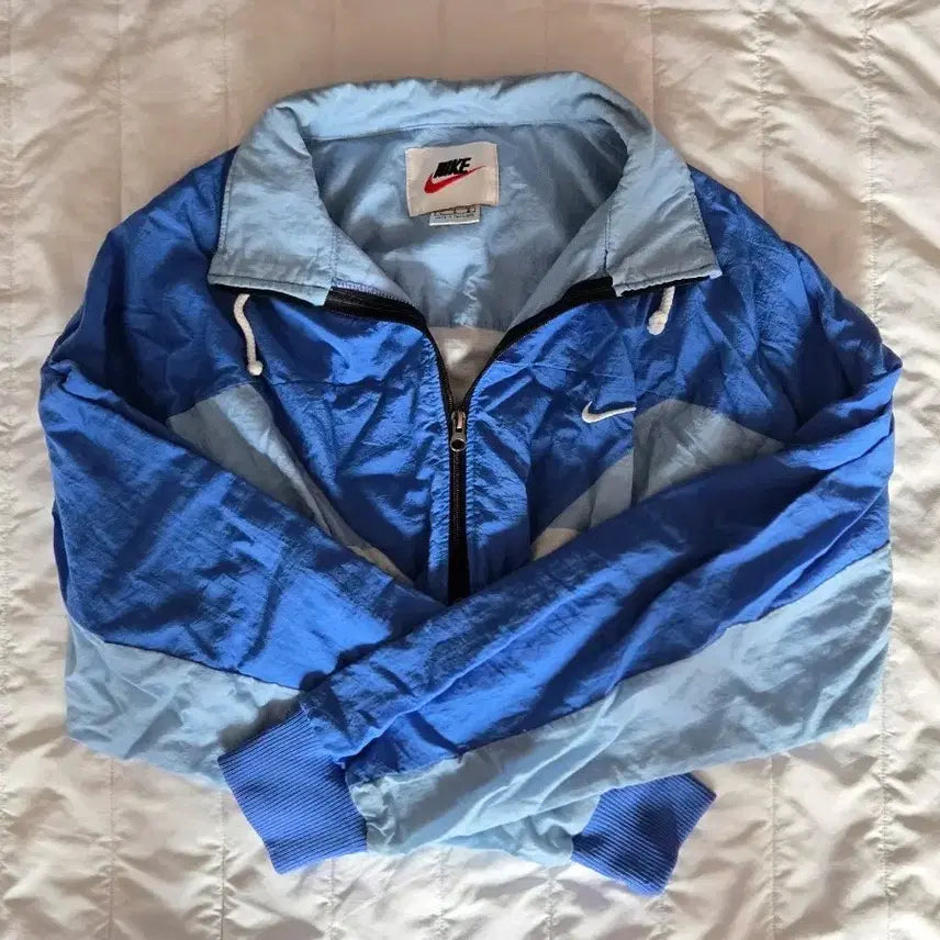 [BUNJANG] Nike Old School Cropped Windbreaker Jacket / 나이키 올드스쿨 크롭 바람막이 하늘색 대장템 포카리 빅로고 백로고