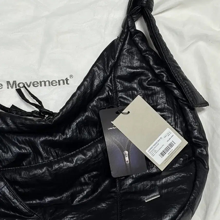 [BUNJANG] WVS Movement Layered Padded Bag / 월스와일무브먼트 LAYERED PADDED BAG  / M