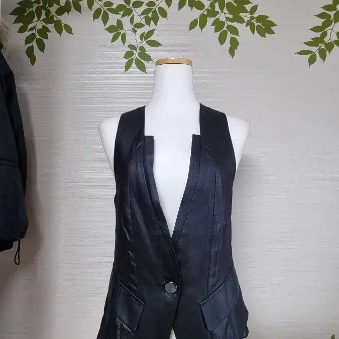 [BUNJANG] Lightweight Black See-Through Vest (Size 55-66) / 가벼운 블랙 시스루 조끼 55~66