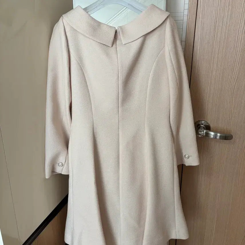 [BUNJANG] TOWAV RONNIE MINI DRESS - CREAM / (새상품택그대로)토와브 브랜드 RONNIE MINI DRESS_CREAM