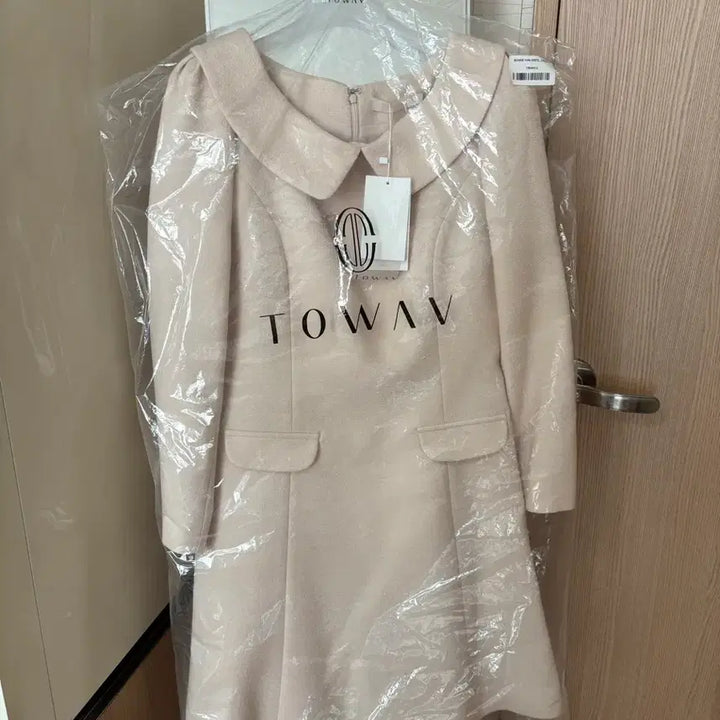 [BUNJANG] TOWAV RONNIE MINI DRESS - CREAM / (새상품택그대로)토와브 브랜드 RONNIE MINI DRESS_CREAM