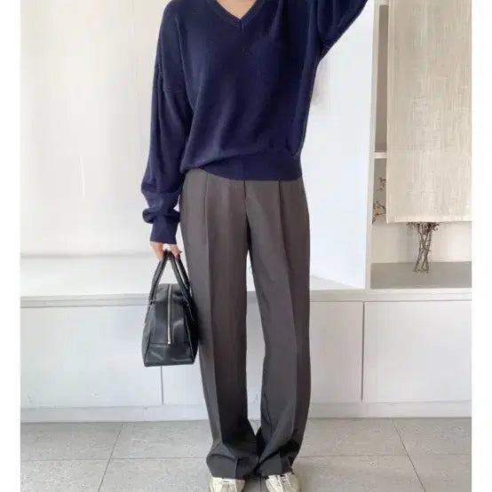 [BUNJANG] Real Coco Et Knit Navy V-Neck Sweater / 리얼코코 에트 니트 네이비 (V넥, 겨울버전)