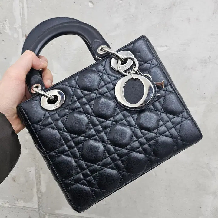 [BUNJANG] Dior Lady Dior Black Small Bag / 디올 레이디백 블랙 스몰 사이즈