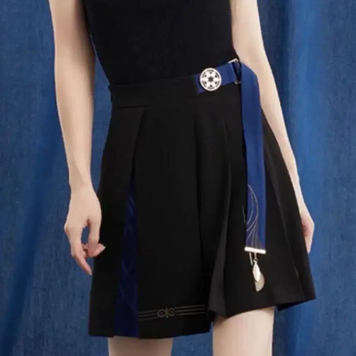 [BUNJANG] Genshin Impact Wanderer Cosplay Skirt (XS) / [급처] 원신 방랑자 사복 치마 공굿 xs 사이즈 공식굿즈 코스프레