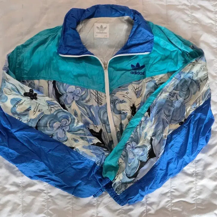 [BUNJANG] Adidas Old School Crop Windbreaker / 아디다스 올드스쿨 크롭 바람막이 빅로고 백로고 레어
