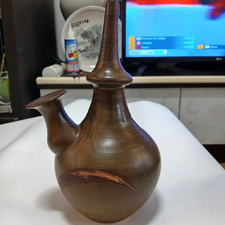 [BUNJANG] Antique Celadon Porcelain Water Bottle / 정병