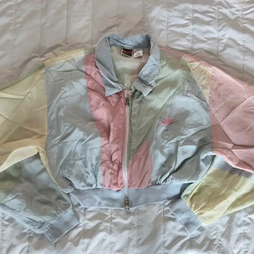 [BUNJANG] Nike Old School Crop Windbreaker / 나이키 올드스쿨 크롭 바람막이 솜사탕 핑크 로고 스우시 시보리밑단