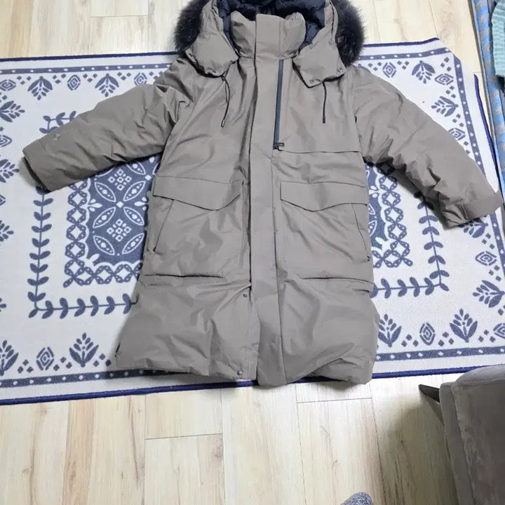 [BUNJANG] Kolon Sport Antarctica Edition / 코오롱스포츠 안타티카 에디션