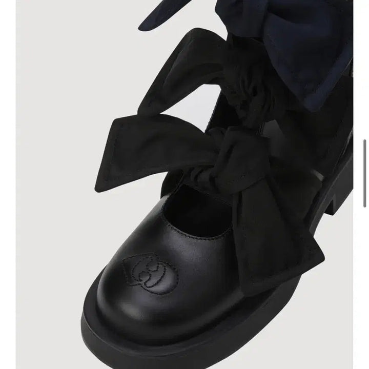 [BUNJANG] Lucky Chouette Ribbon Walker Boots (240) / 럭키슈에뜨 신상 리본 워커부츠(240)