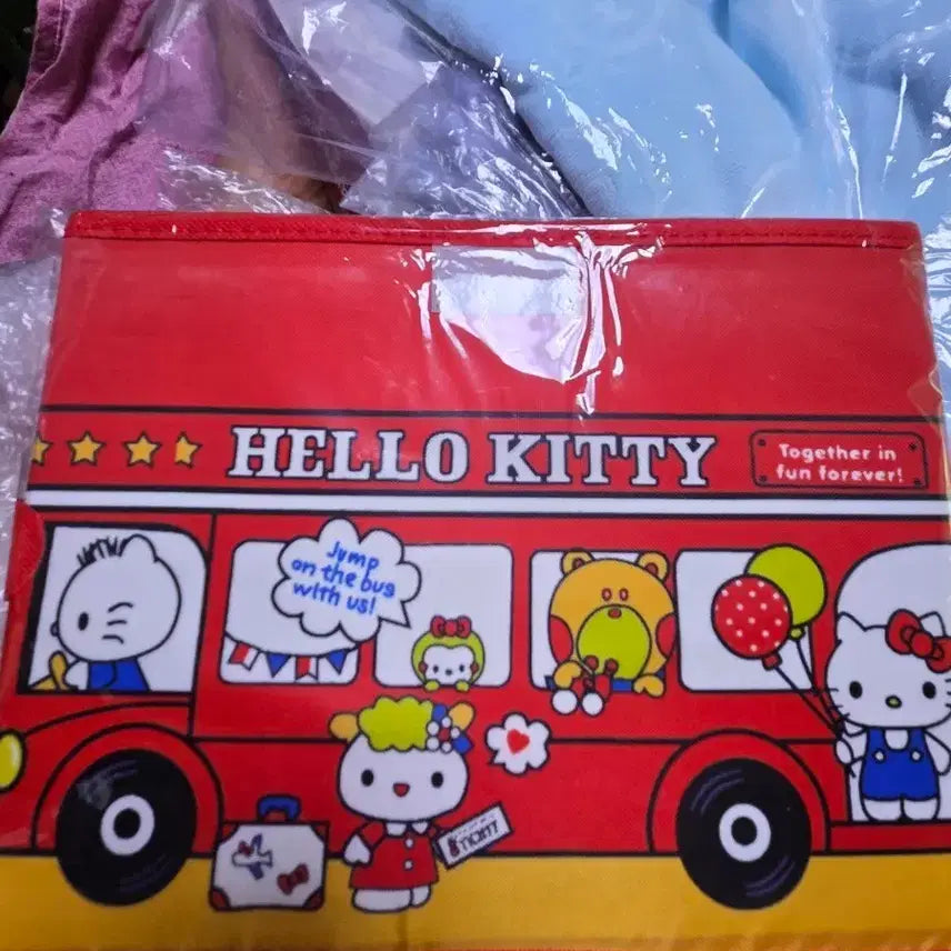 [BUNJANG] Hello Kitty Bus Storage Box (New) / 헬로키티 버스 모양 수납 정리함(새상품)
